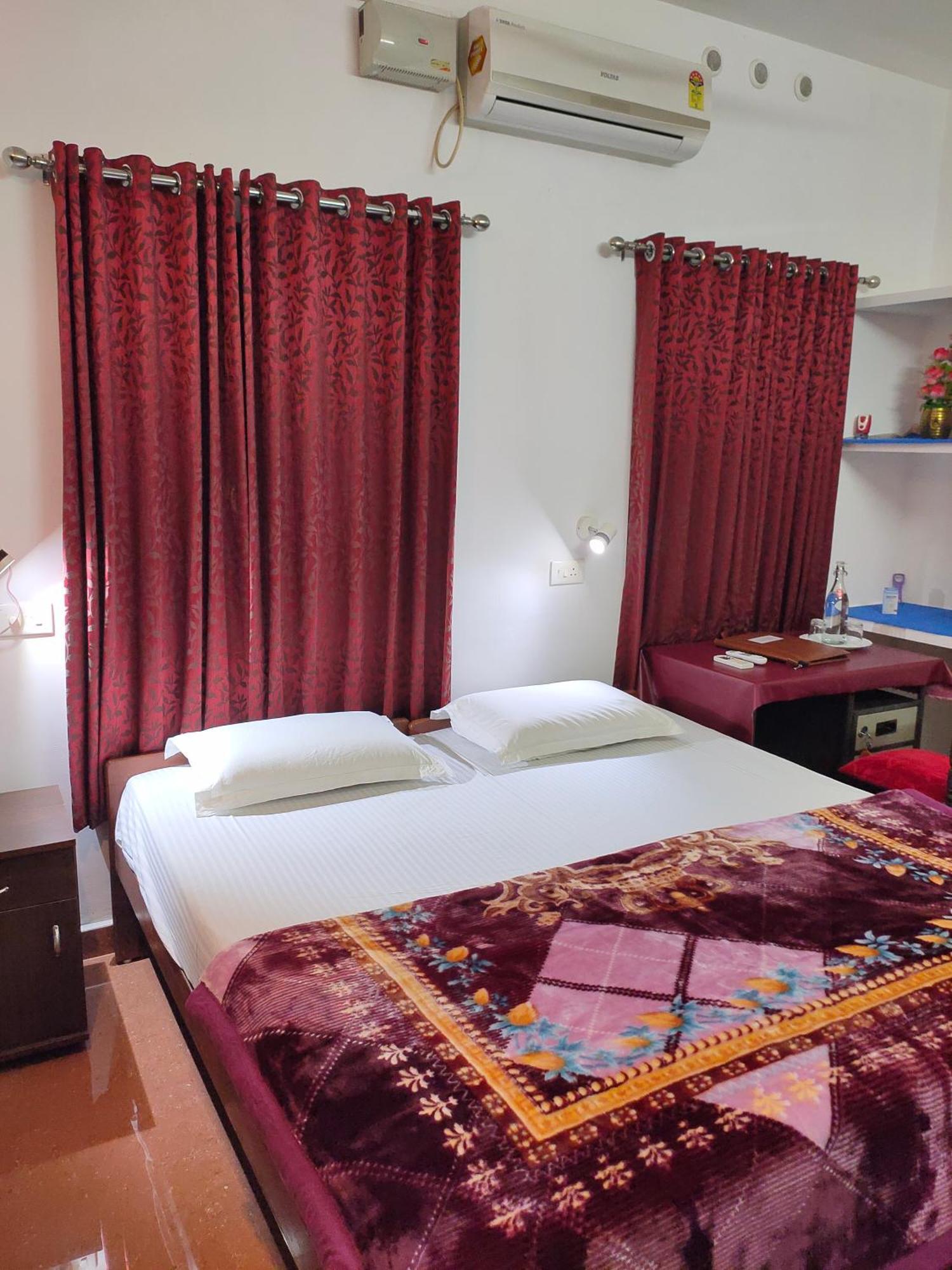 Kuttickattil Gardens Homestay コッタヤム エクステリア 写真